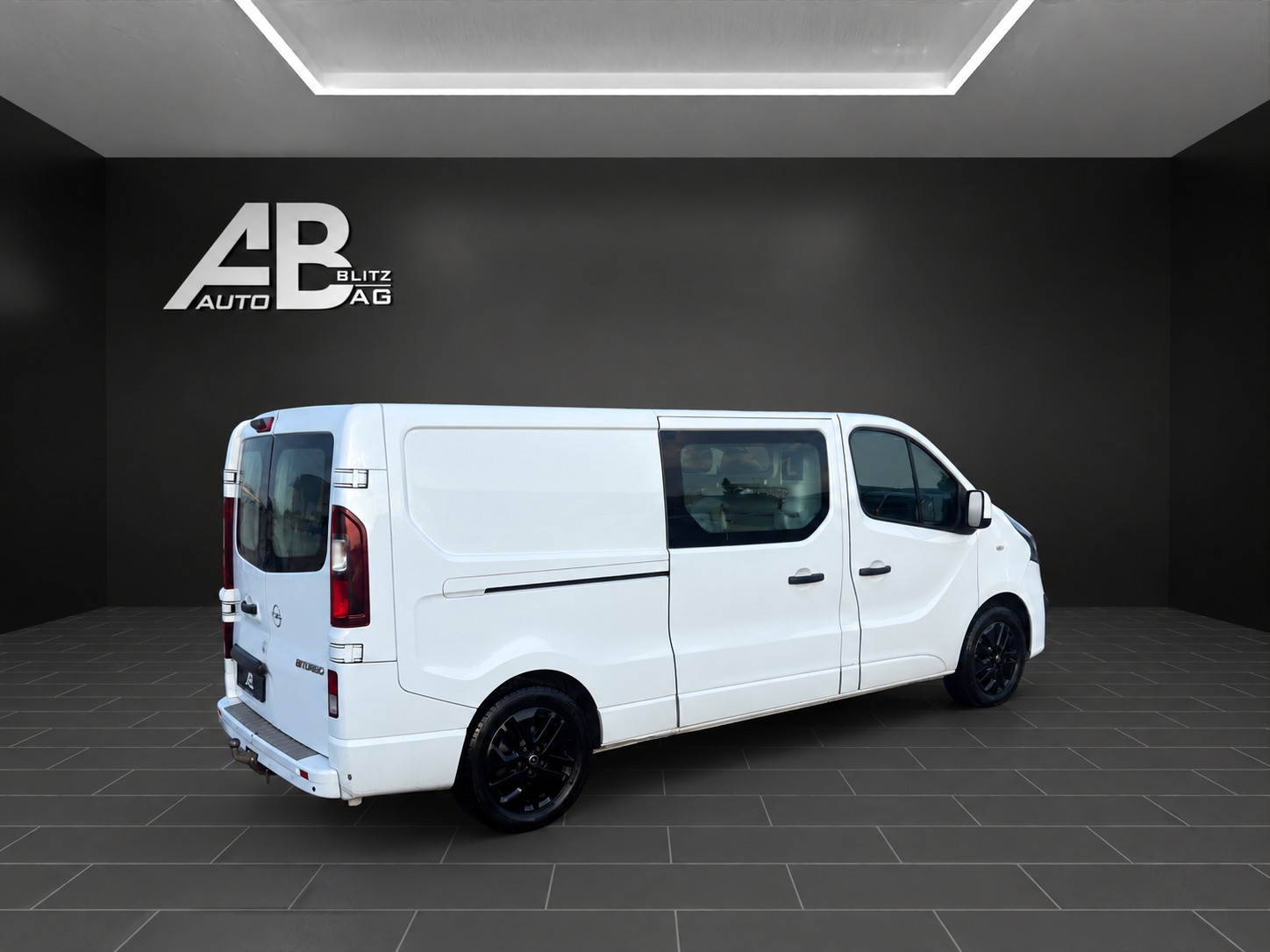 OPEL Vivaro 1.6 BiTurbo CDTI ecoFLEX 2.9t L2H1 * 3-Plätzer *-image-4