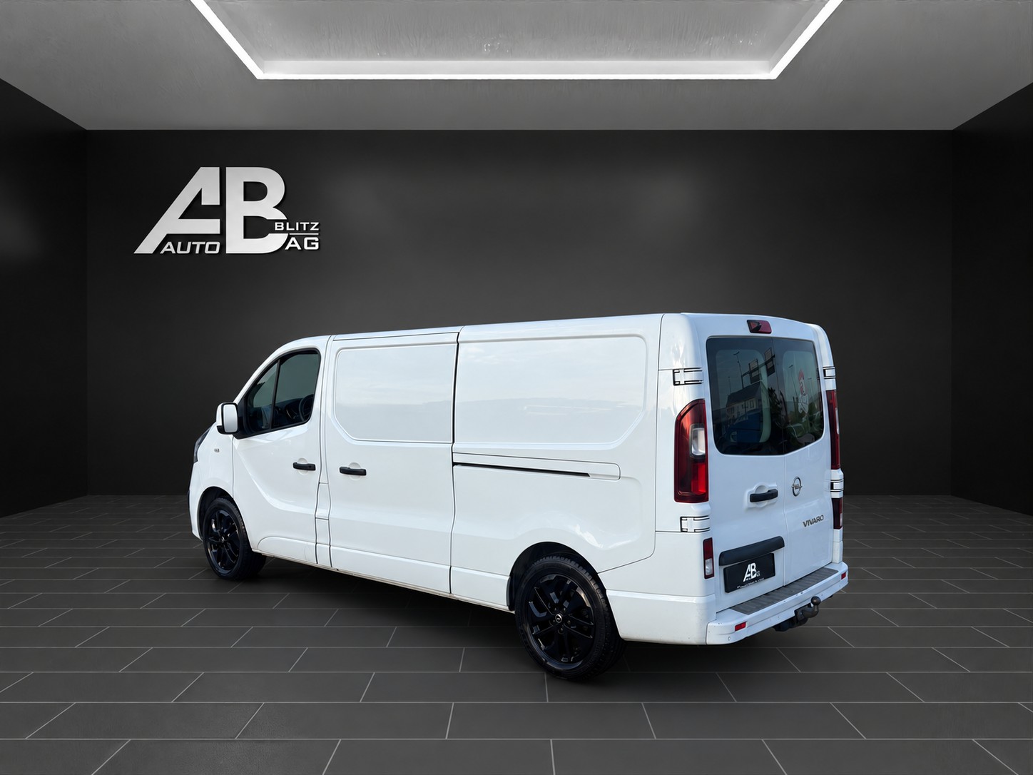 OPEL Vivaro 1.6 BiTurbo CDTI ecoFLEX 2.9t L2H1 * 3-Plätzer *-image-2
