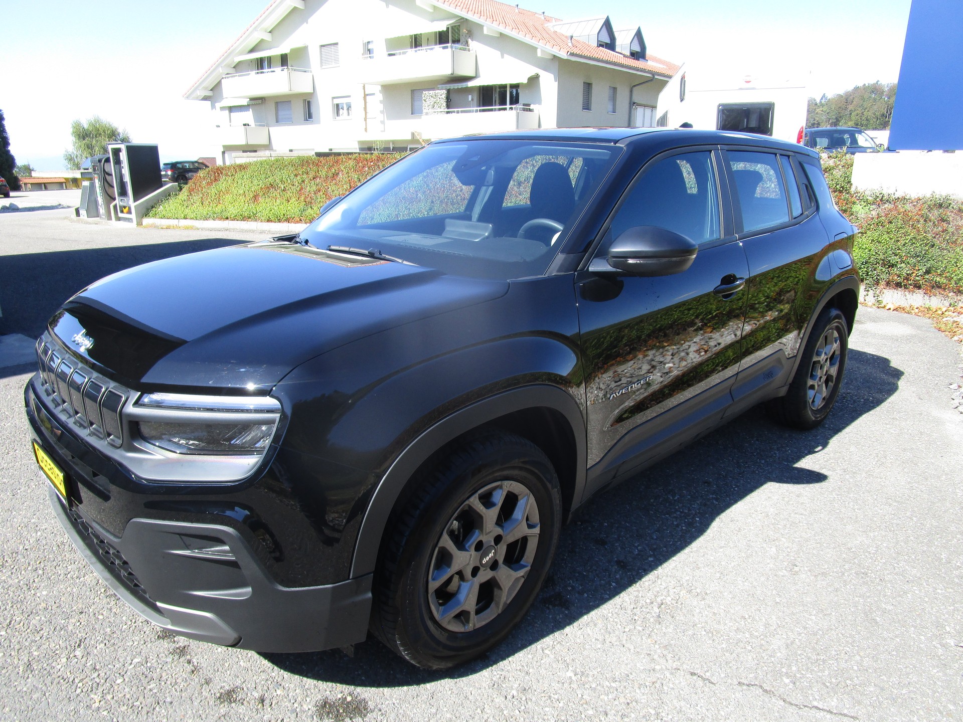 JEEP Avenger 1.2 Turbo Longitude-image-6