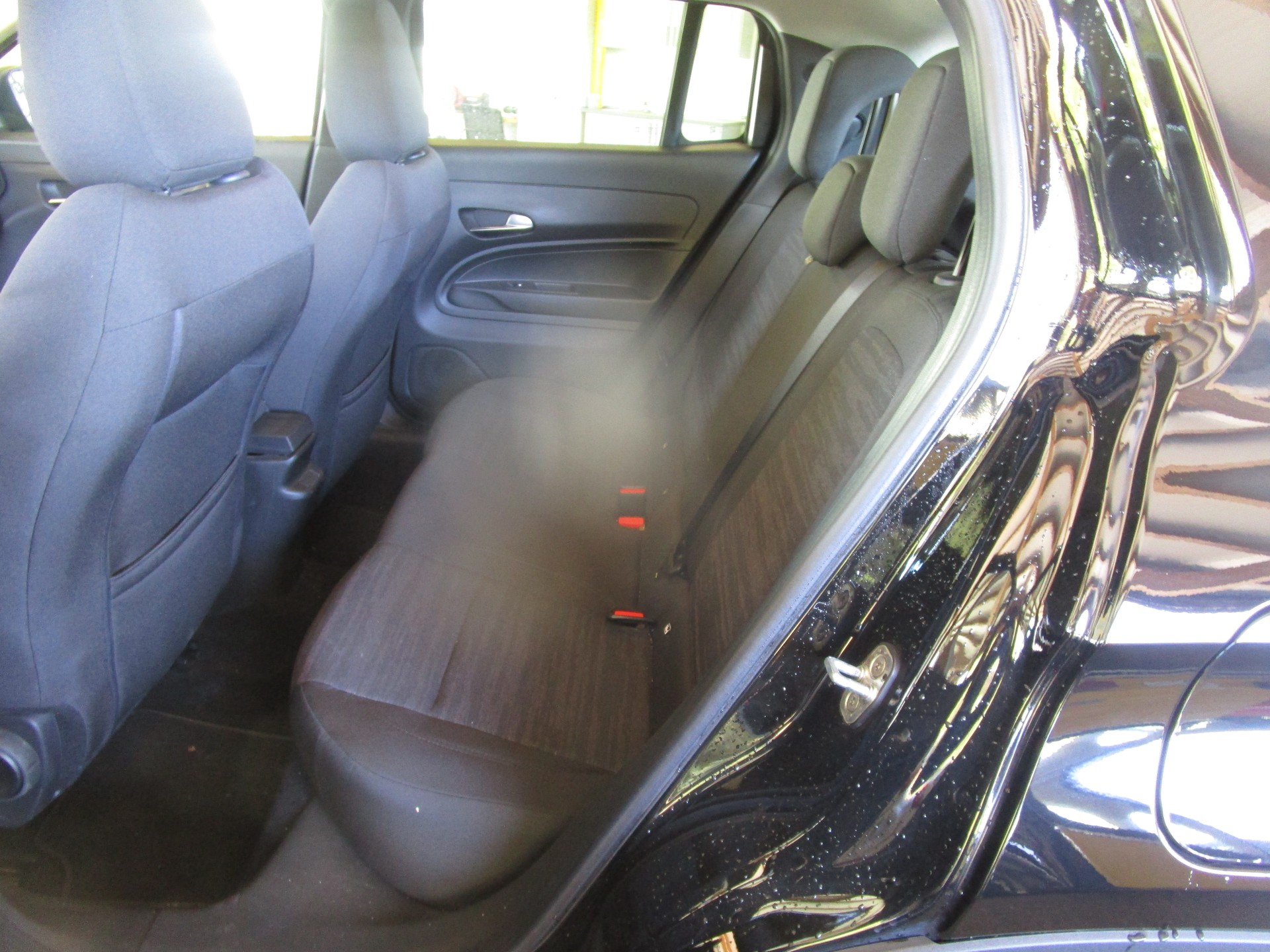 JEEP Avenger 1.2 Turbo Longitude-image-9
