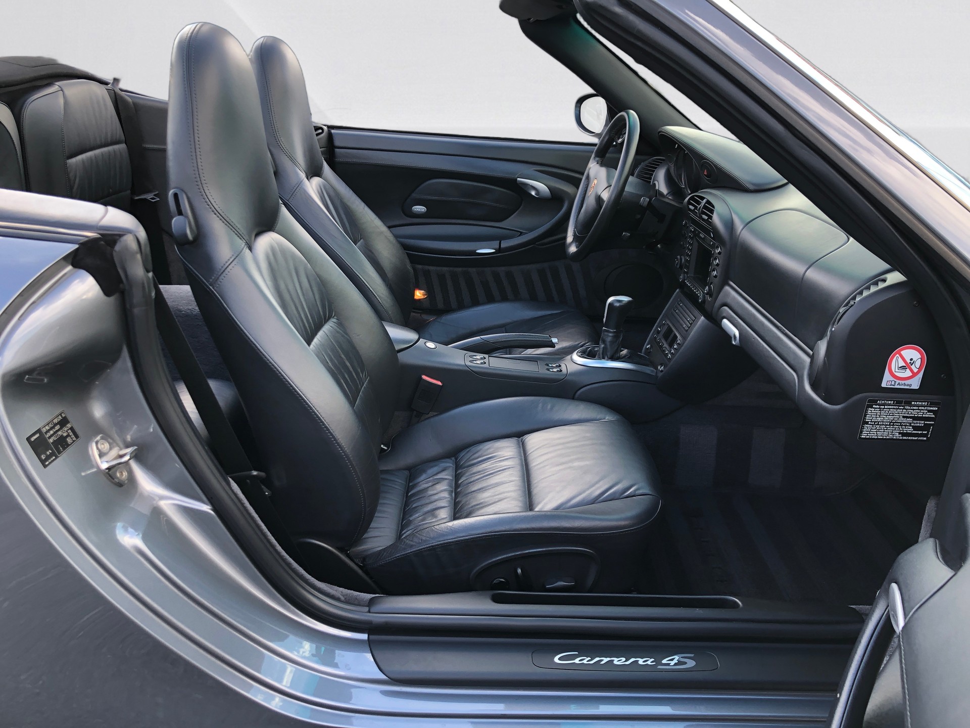 PORSCHE 911 Carrera 4 S Cabrio-image-14