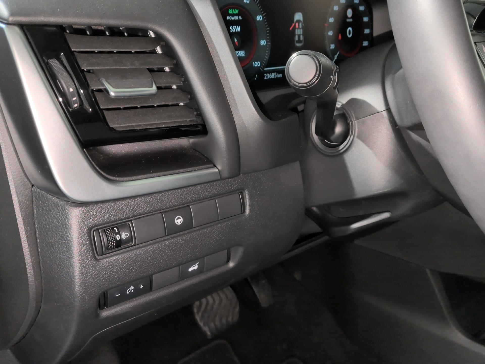NISSAN X-Trail 1.5 VC-T e-Power 4WD 7 Sitze N-Trek-image-21