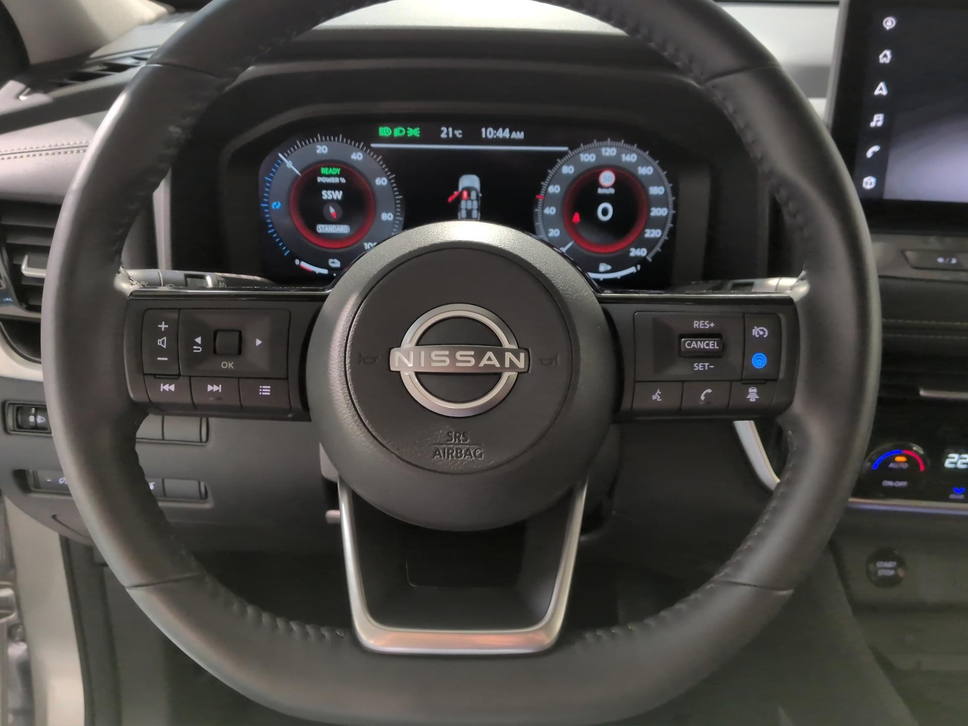 NISSAN X-Trail 1.5 VC-T e-Power 4WD 7 Sitze N-Trek-image-9