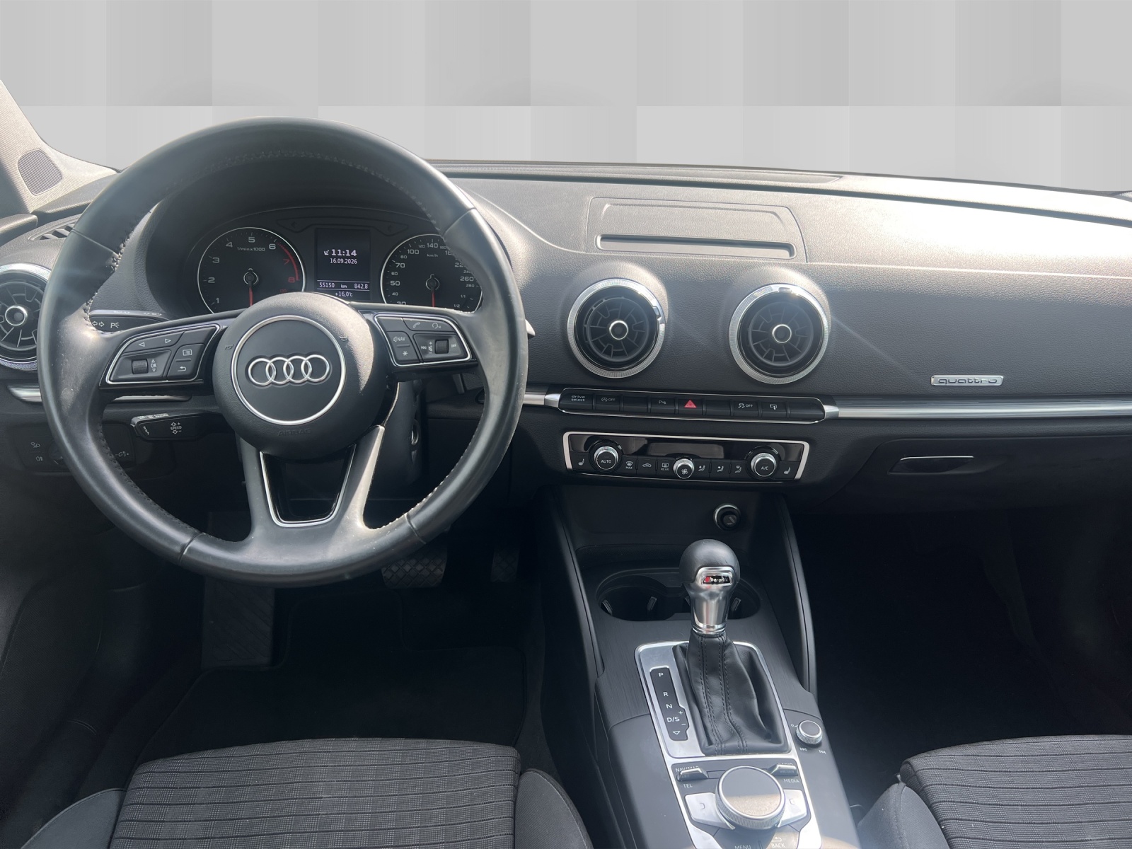 AUDI A3 Limousine 2.0 TFSI quattro S-tronic-image-8