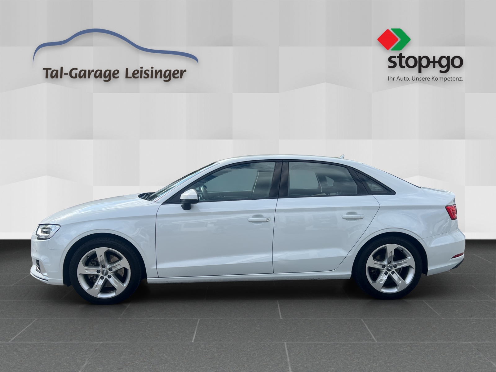 AUDI A3 Limousine 2.0 TFSI quattro S-tronic-image-2
