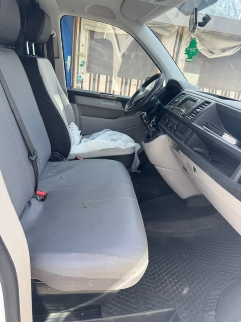 VW T6 2.0 Bi-TDI 4Motion-image-8
