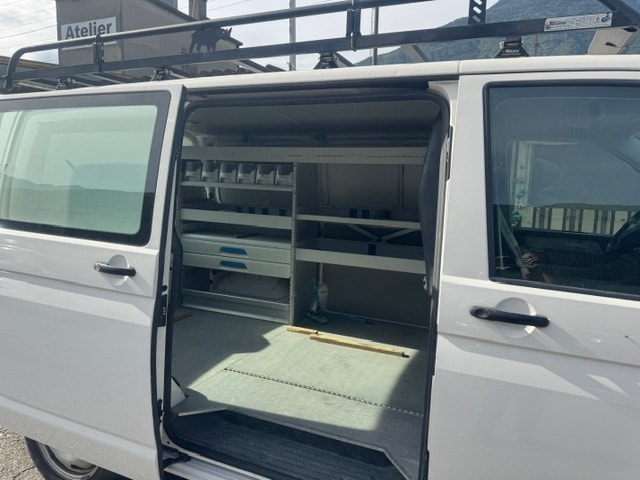 VW T6 2.0 Bi-TDI 4Motion-image-9