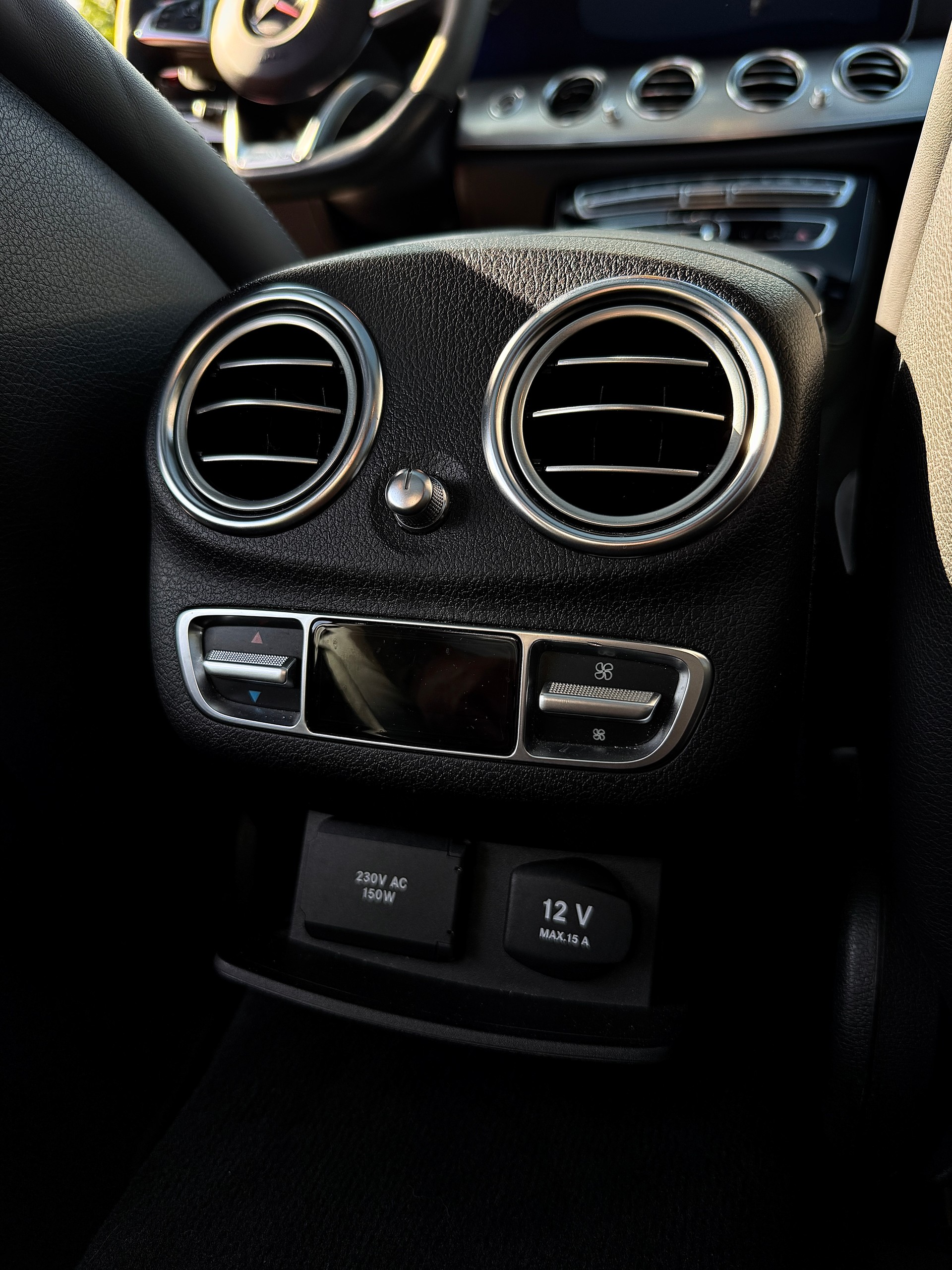 MERCEDES-BENZ E 63 S AMG 4matic+-image-4
