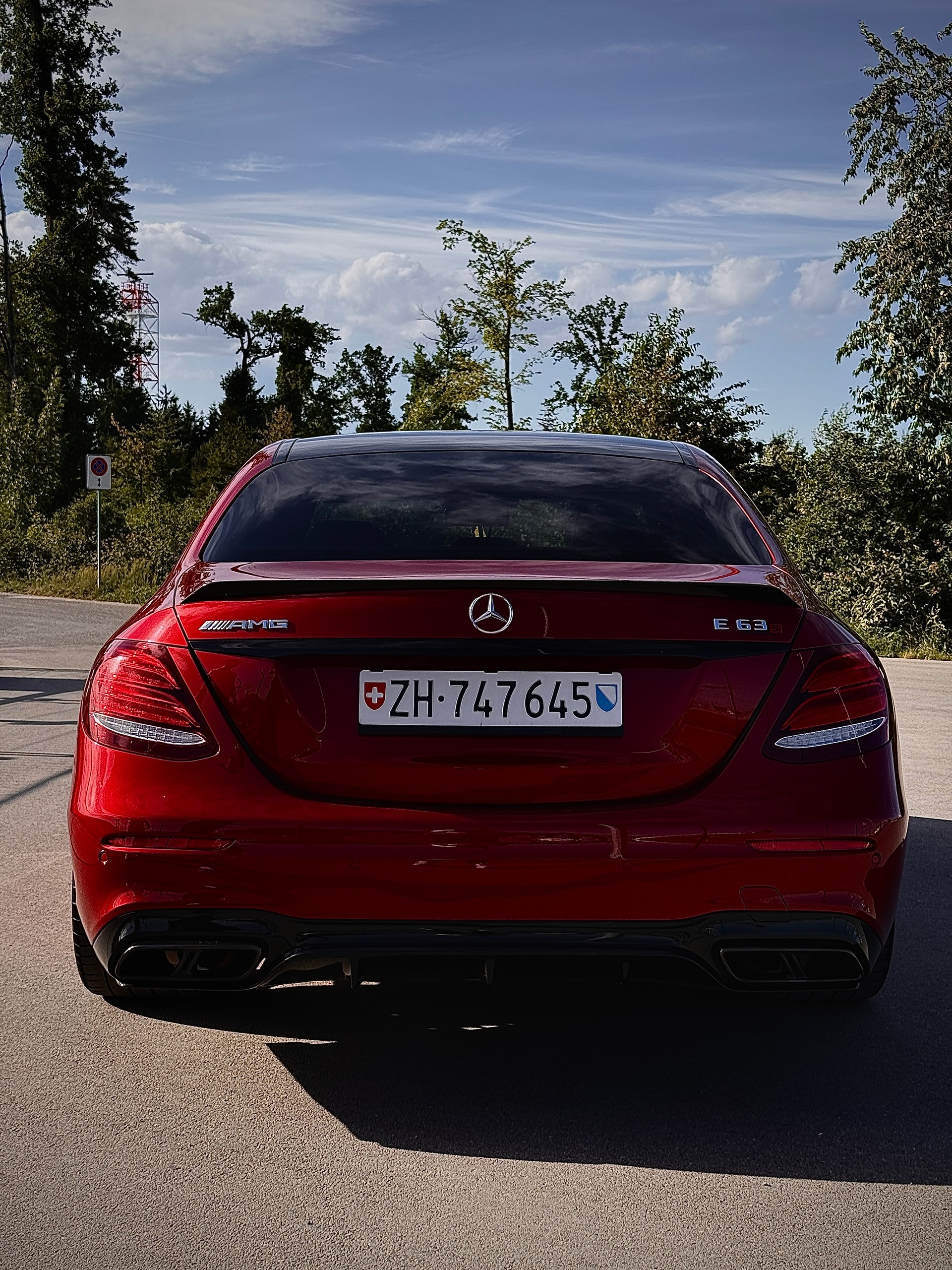 MERCEDES-BENZ E 63 S AMG 4matic+-image-2
