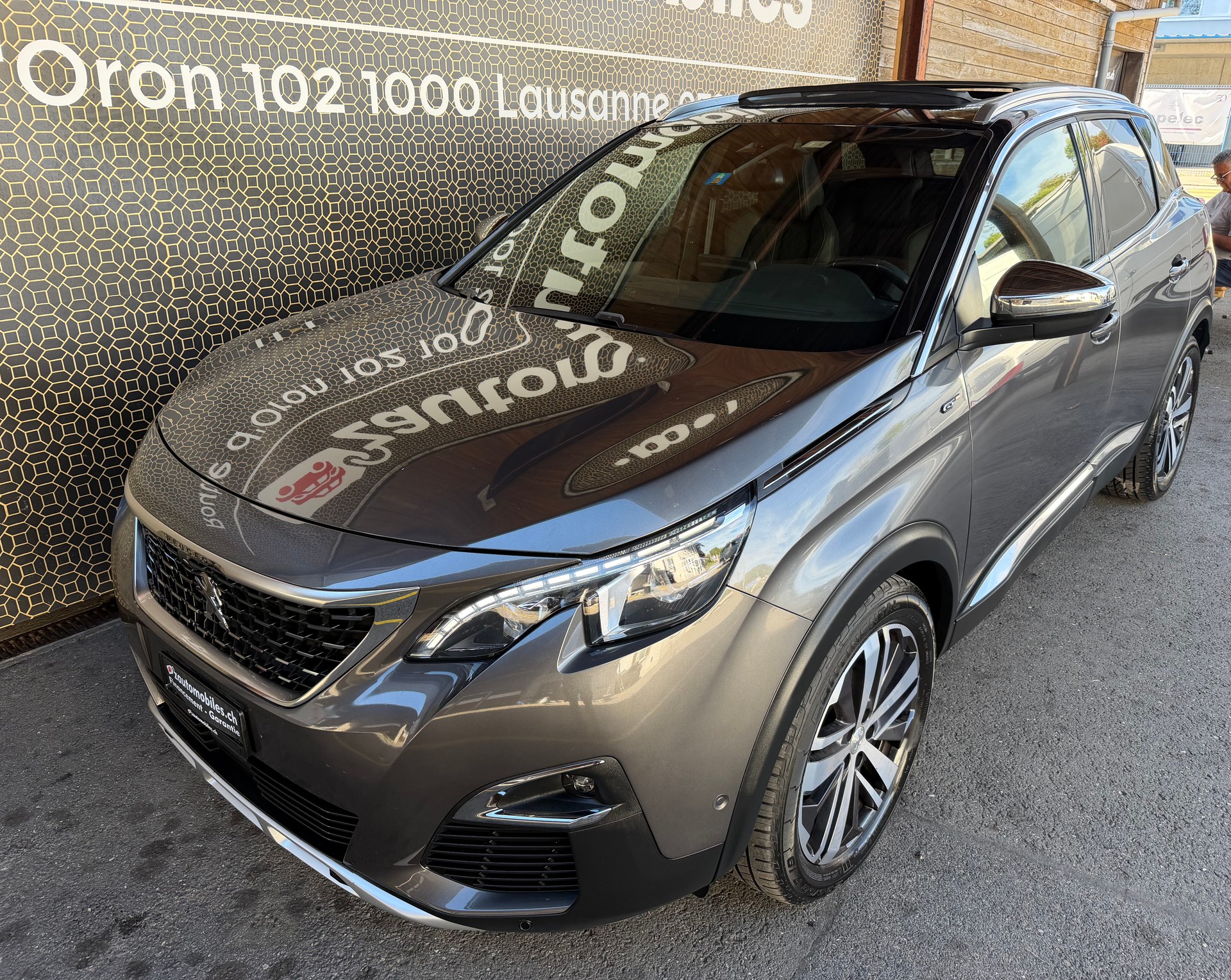PEUGEOT 3008 2.0 BlueHDi GT EAT-image-1