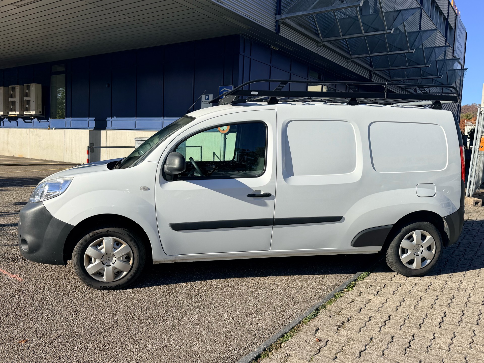 RENAULT Kangoo Maxi dCi 115 ENERGY Business 3 PLÄTZE-image-5