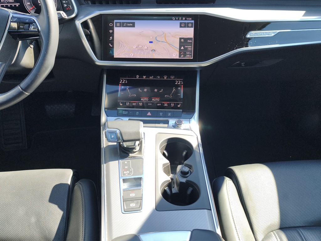 AUDI A6 Avant 3.0 55 TFSI Design quattro S-Tronic-image-11