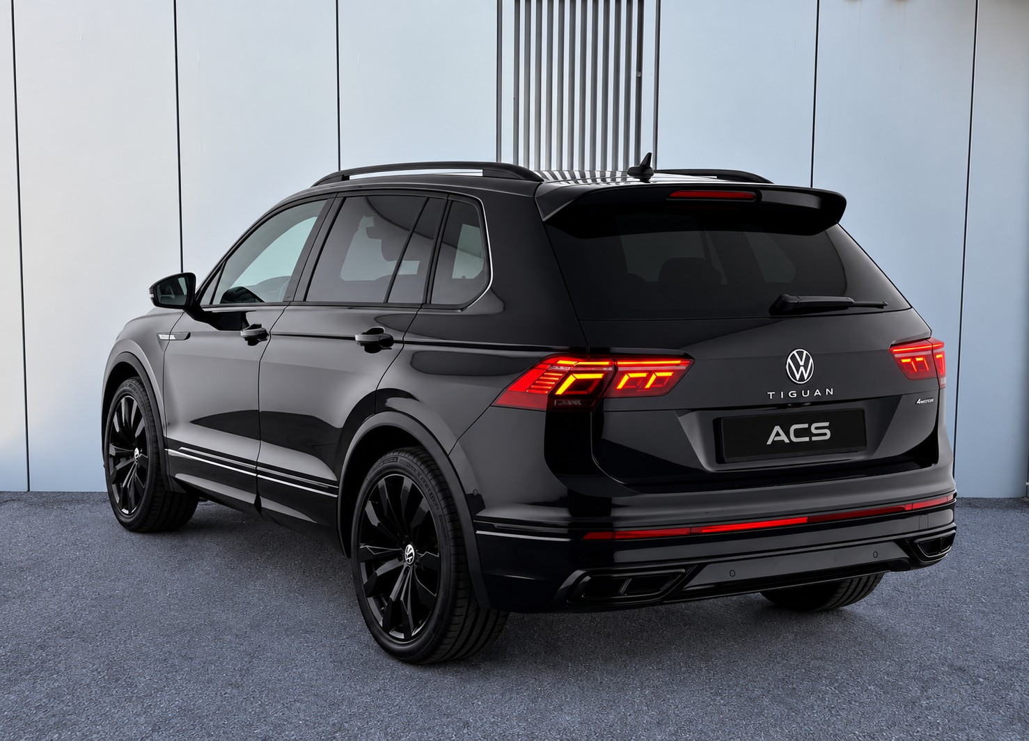VW Tiguan 2.0 TDI SCR R-Line 4Motion DSG-image-1