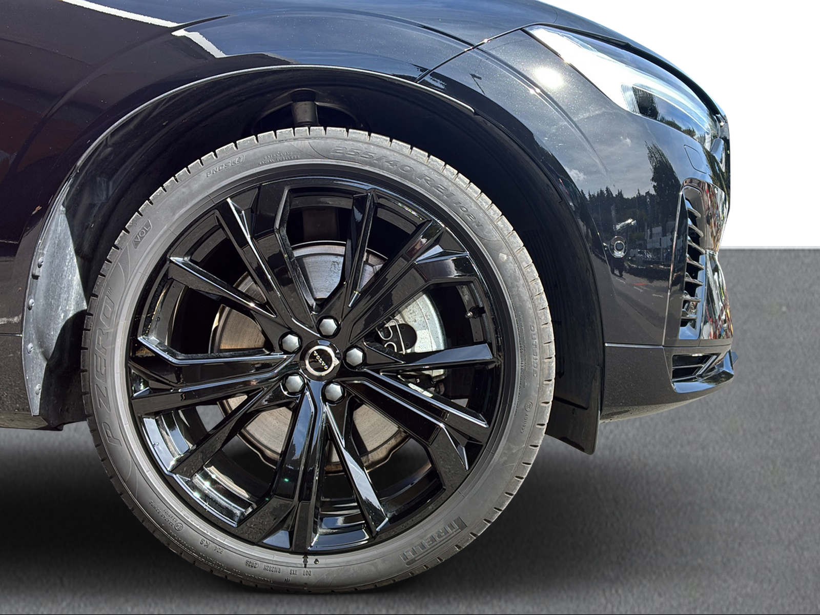 VOLVO XC60 2.0 T6 TE Black Edition eAWD-image-15