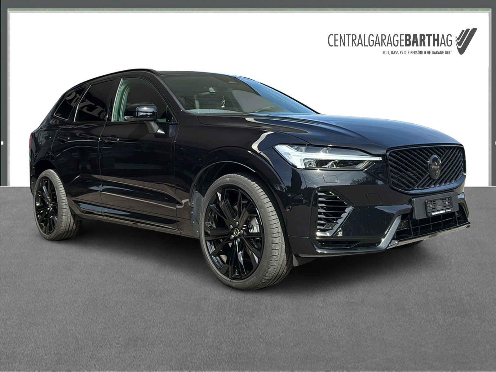 VOLVO XC60 2.0 T6 TE Black Edition eAWD-image-2