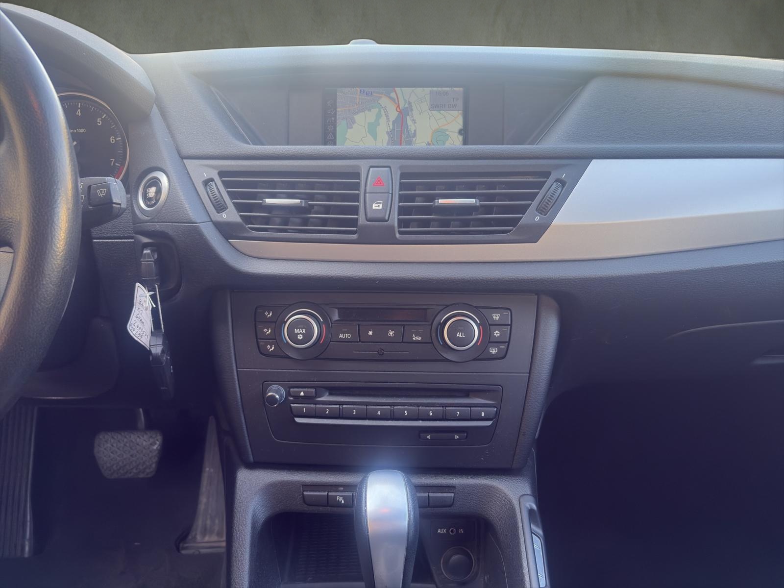 BMW X1 xDrive 25i Steptronic-image-10