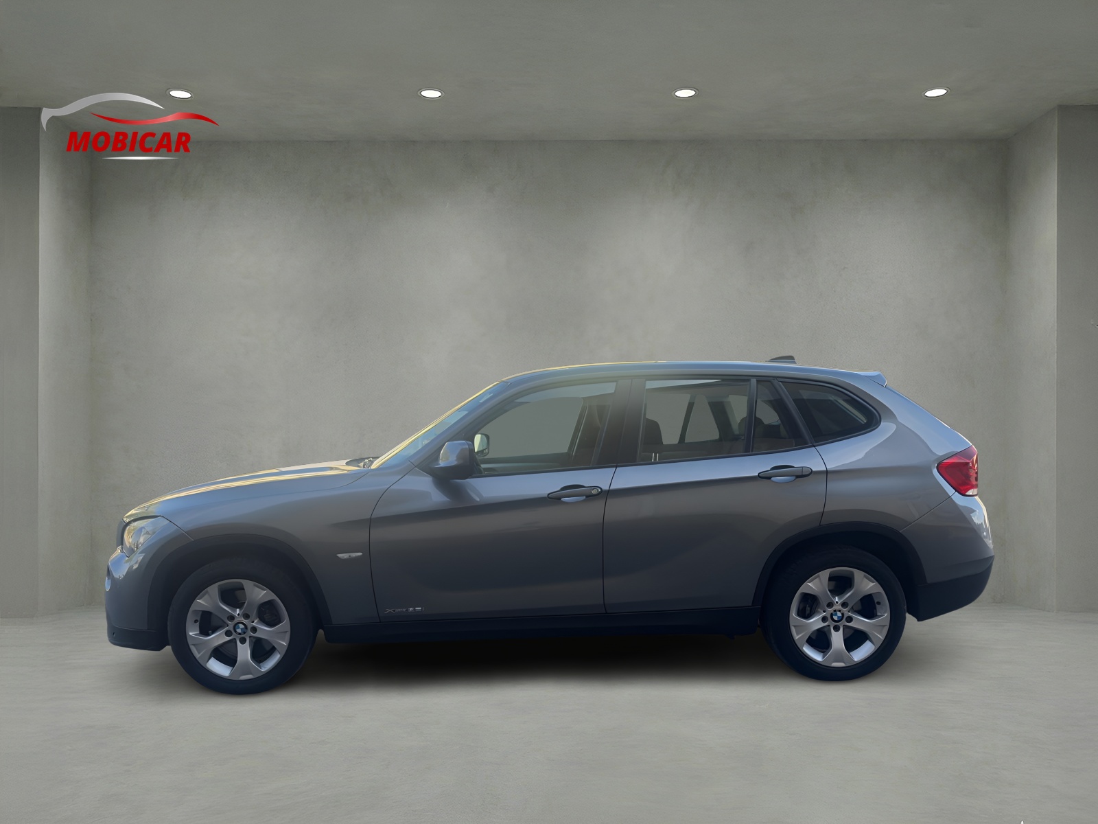 BMW X1 xDrive 25i Steptronic-image-1