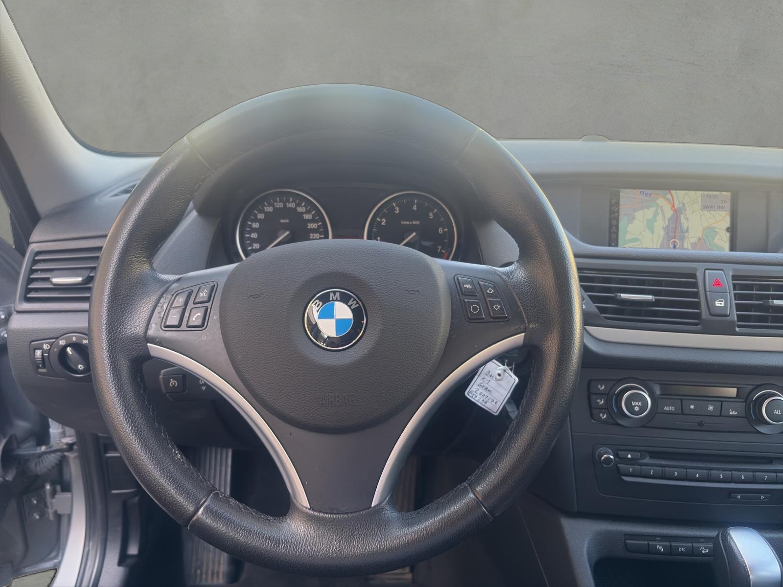 BMW X1 xDrive 25i Steptronic-image-9