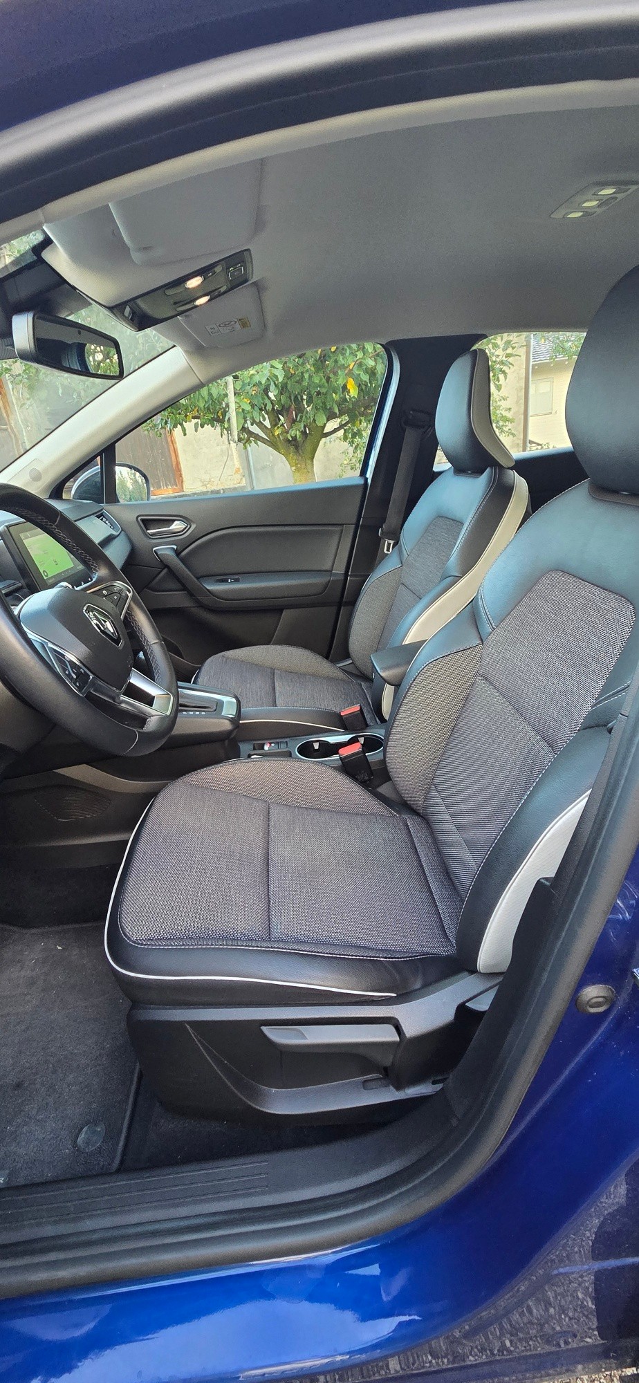 RENAULT Captur 1.3 TCe EDC Intens EDC-image-12