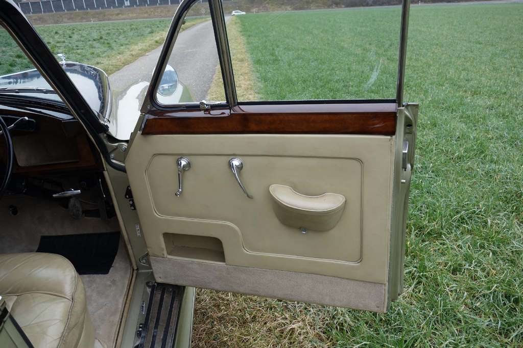 BENTLEY S2-image-7