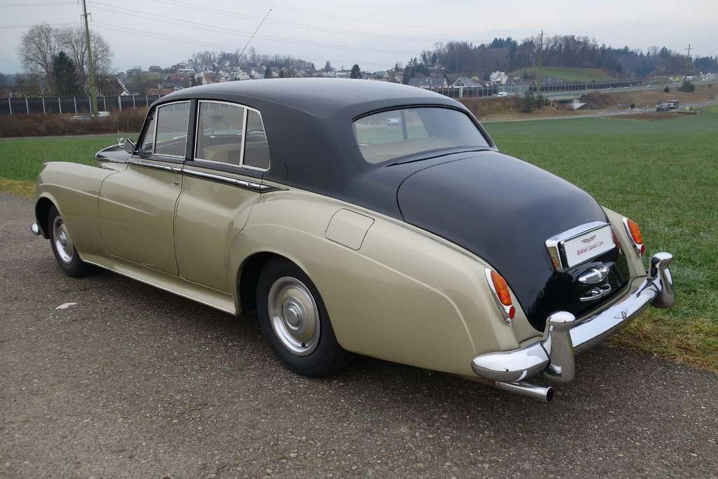 BENTLEY S2-image-5