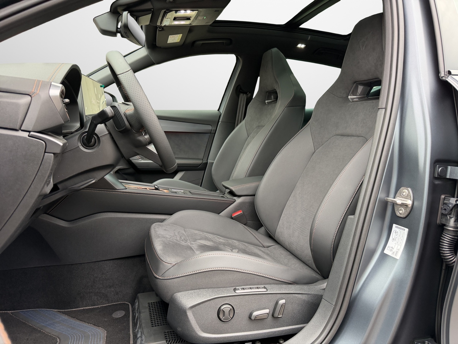 CUPRA Formentor 2.5 TSI VZ5 Prime Edition 4Drive DSG-image-4