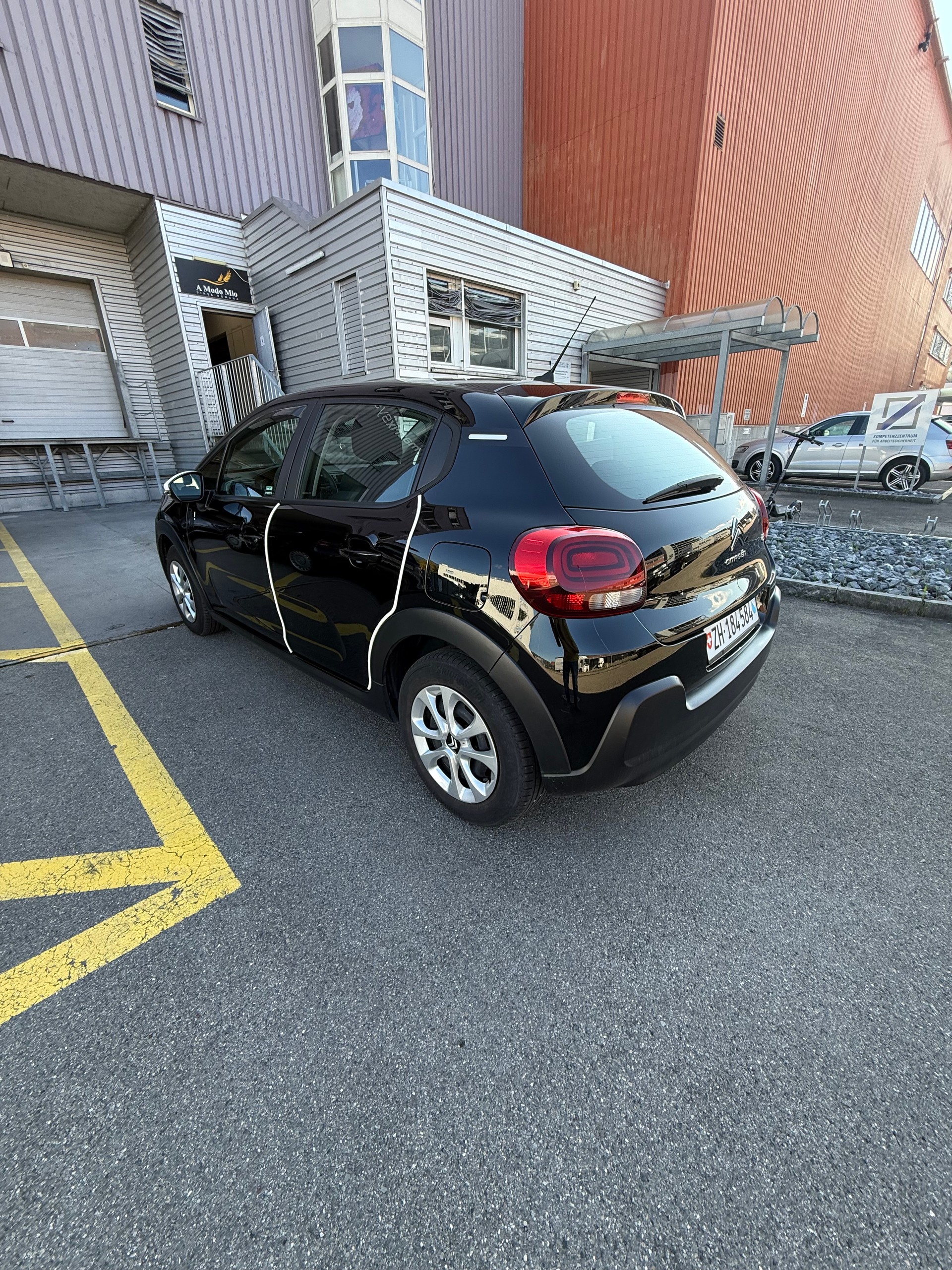 CITROEN C3 1.2i PureTech Feel Pack-image-5