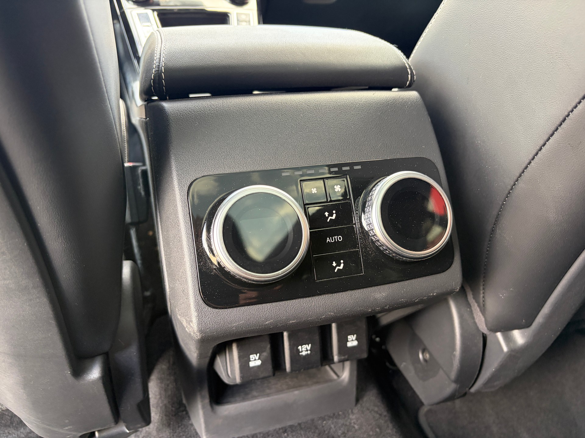 JAGUAR I-Pace EV400 First Edition AWD-image-20