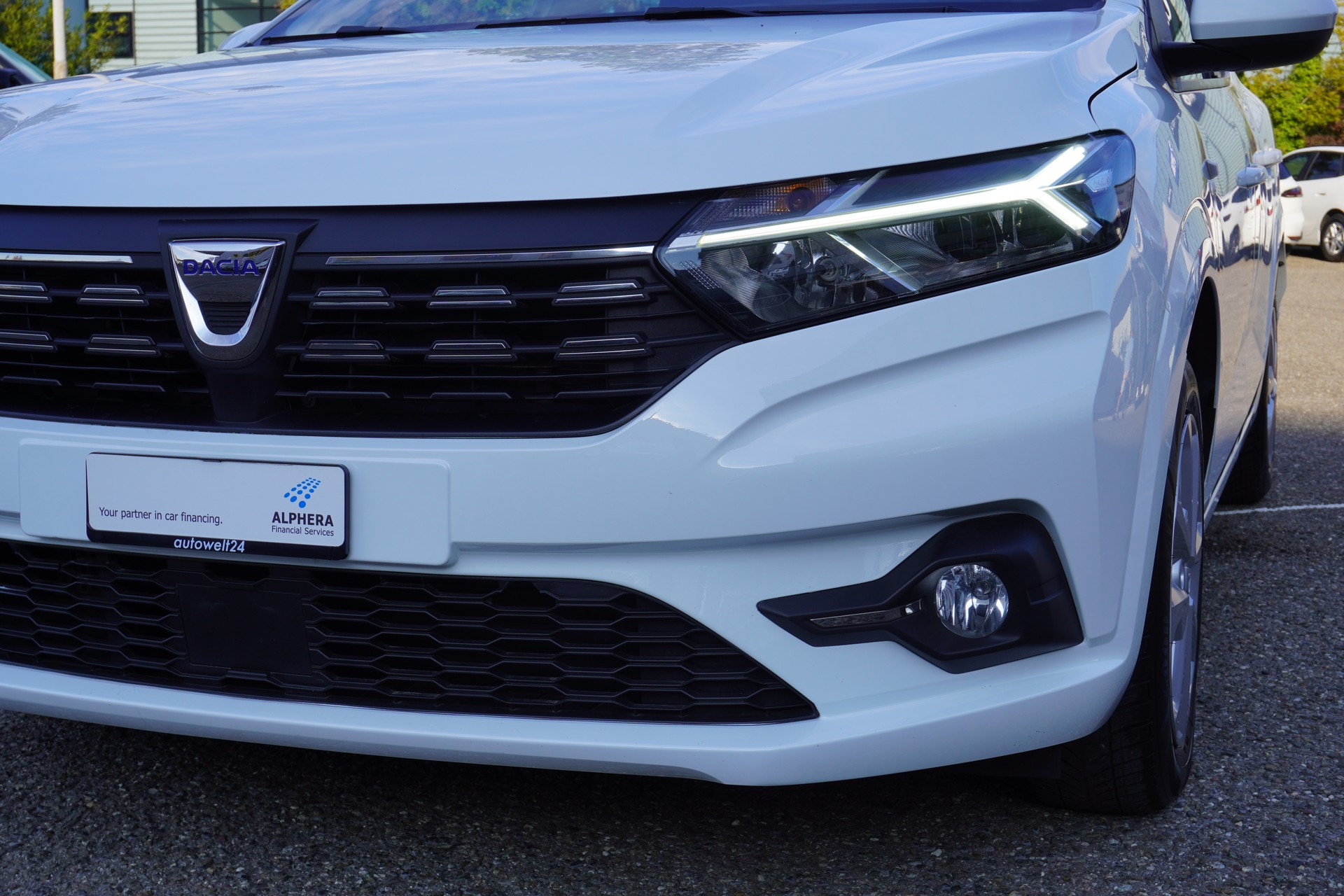 DACIA Sandero TCe 90 Comfort CVT-image-27