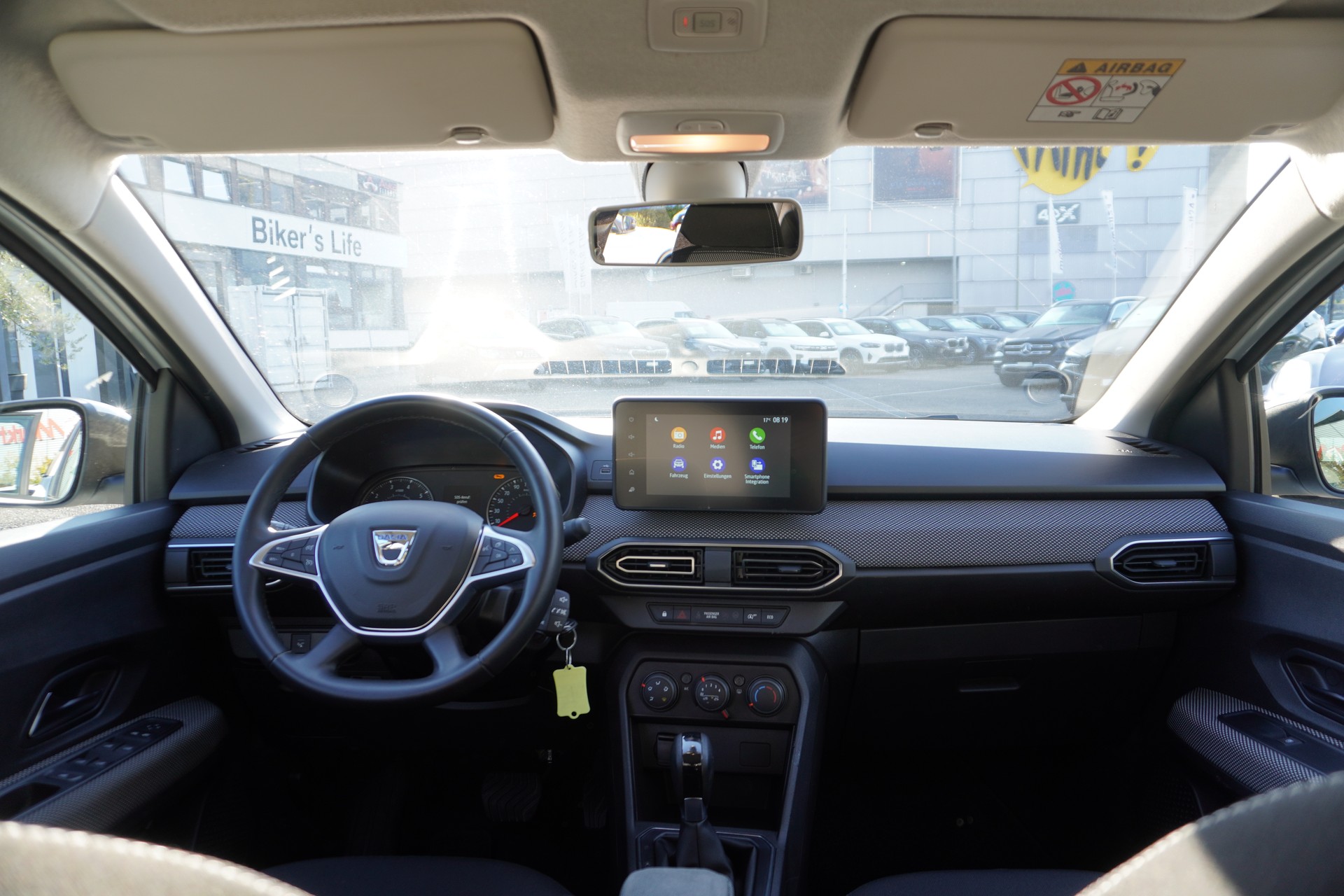 DACIA Sandero TCe 90 Comfort CVT-image-12