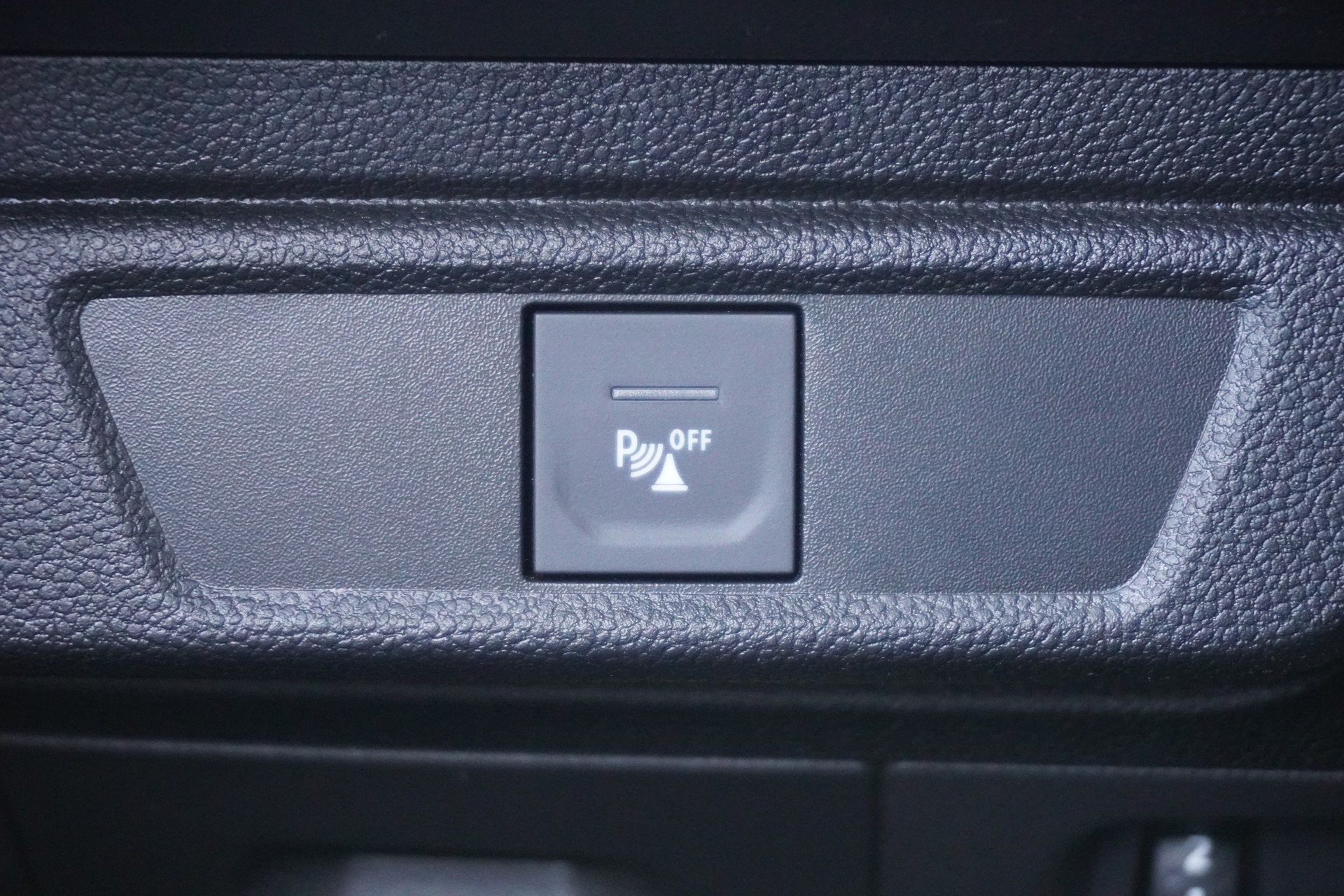 DACIA Sandero TCe 90 Comfort CVT-image-26