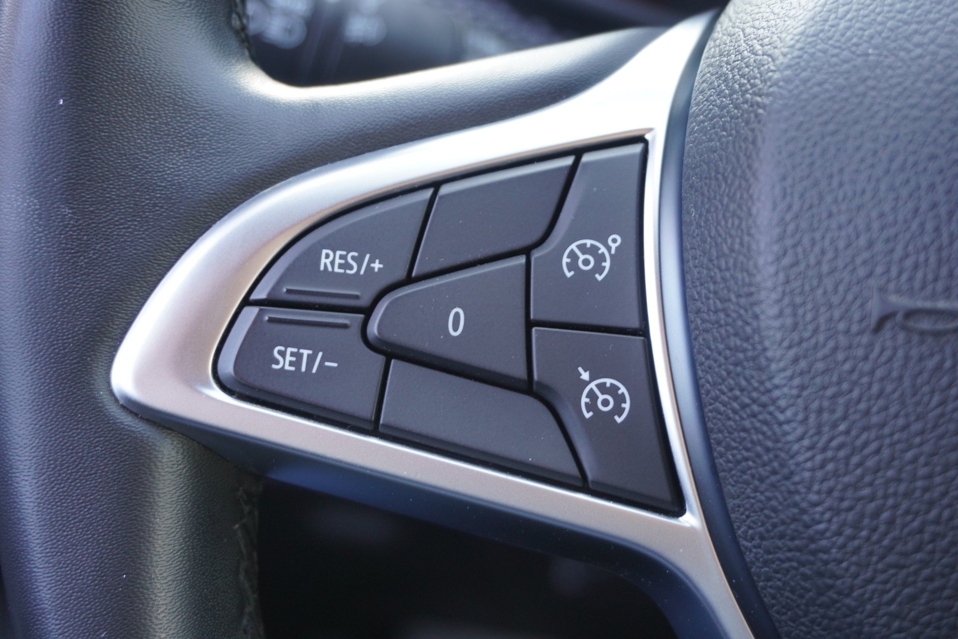 DACIA Sandero TCe 90 Comfort CVT-image-23