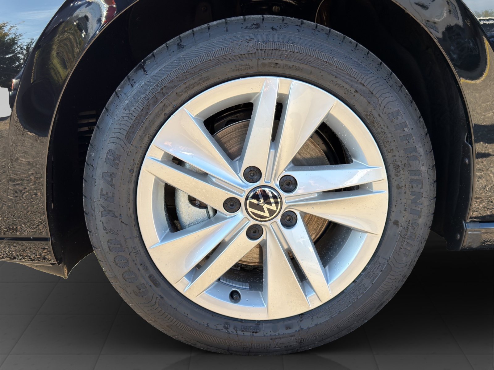 VW Golf 1.5 e TSI mHEV Value DSG-image-7