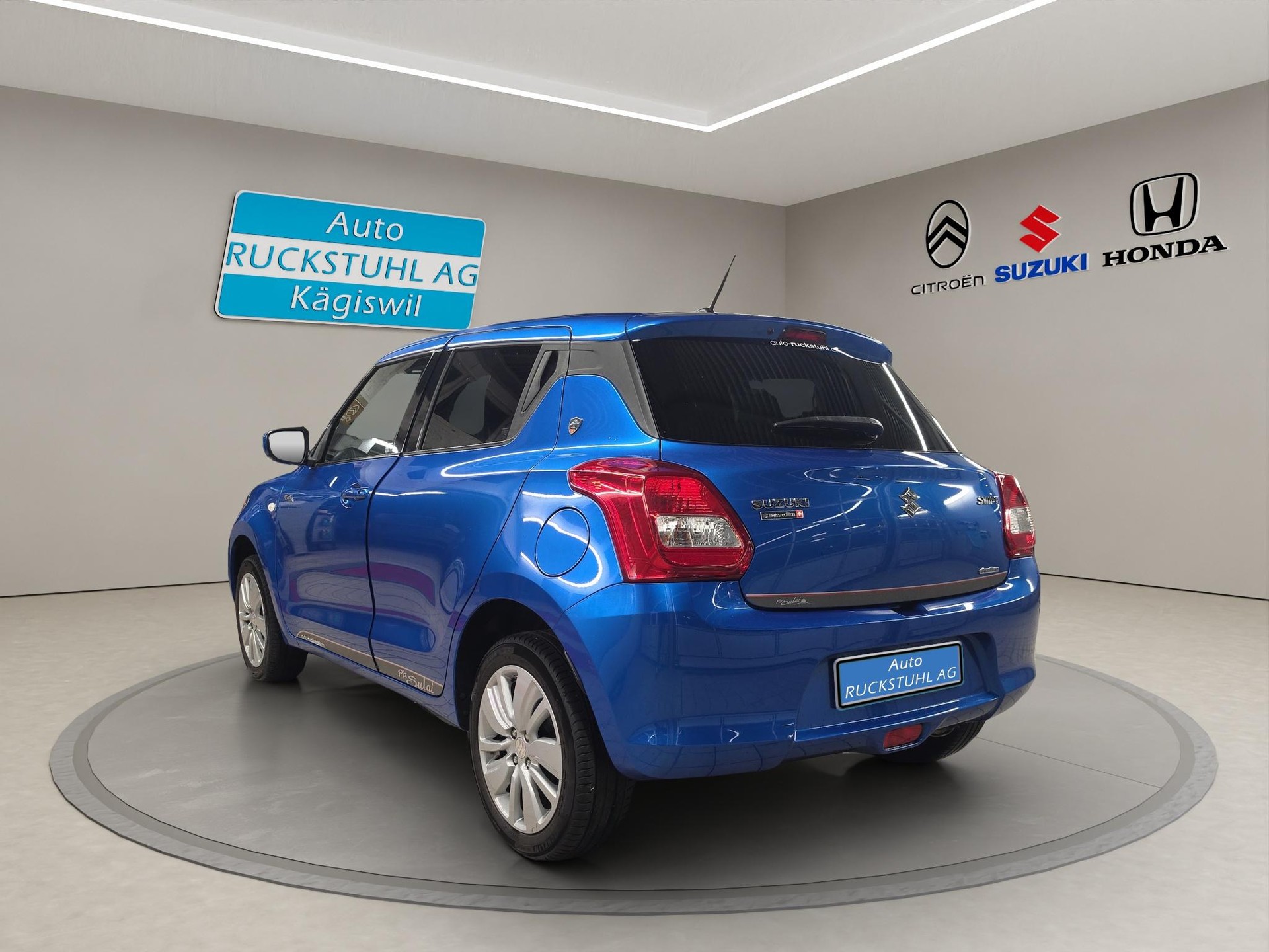 SUZUKI Swift 1.2 Piz Sulai 4x4-image-4