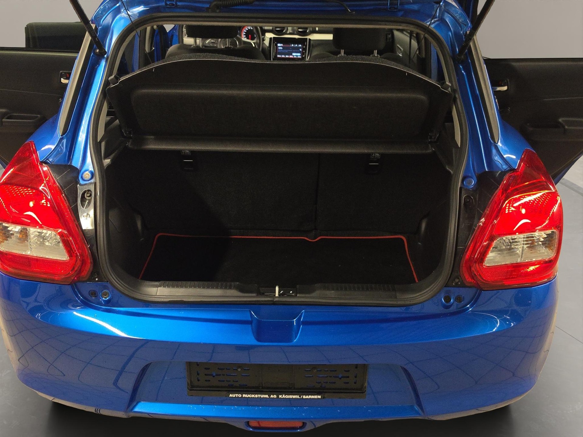 SUZUKI Swift 1.2 Piz Sulai 4x4-image-13