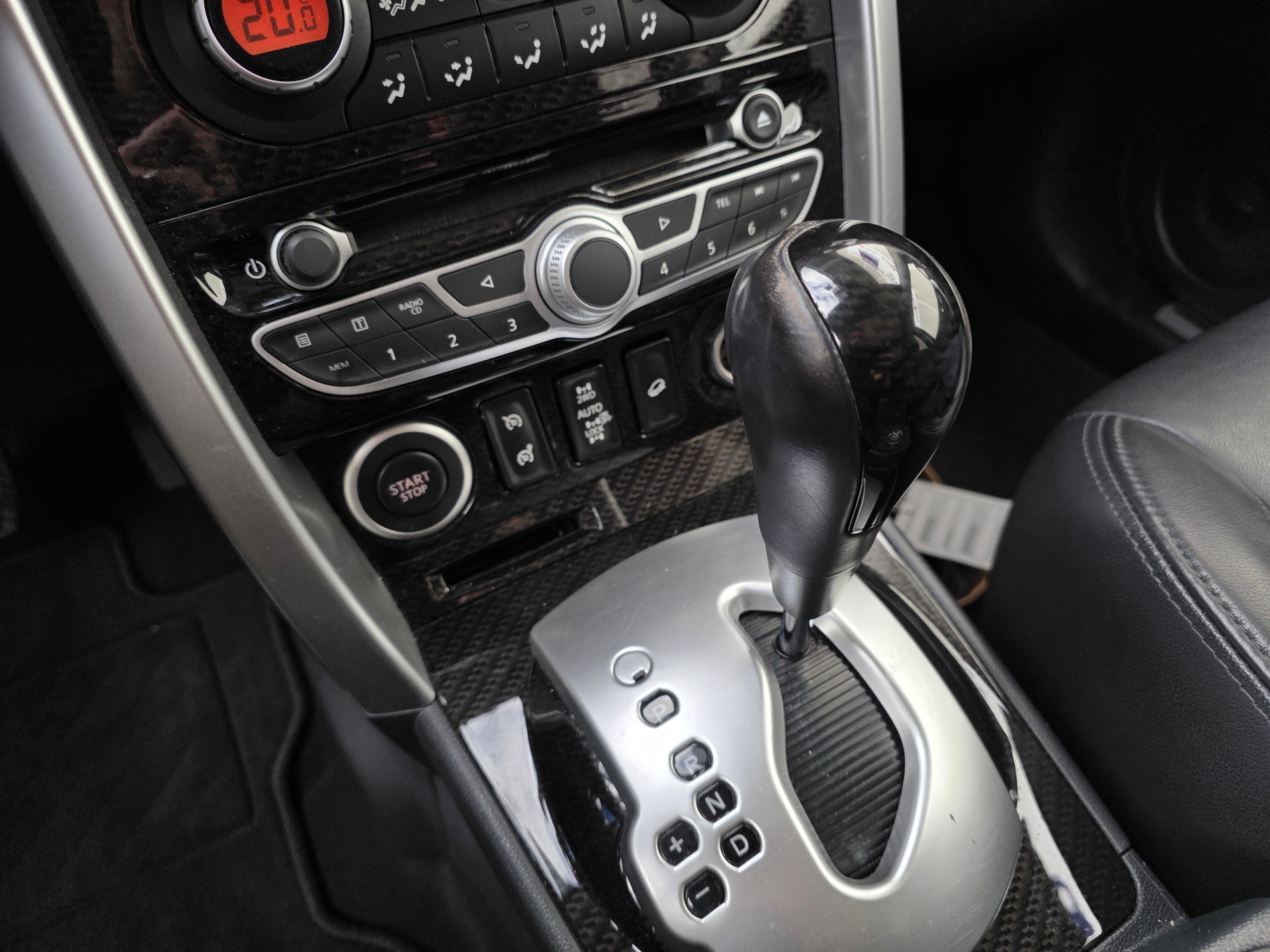 RENAULT Koleos 2.0 dCi Exception 4x4-image-11