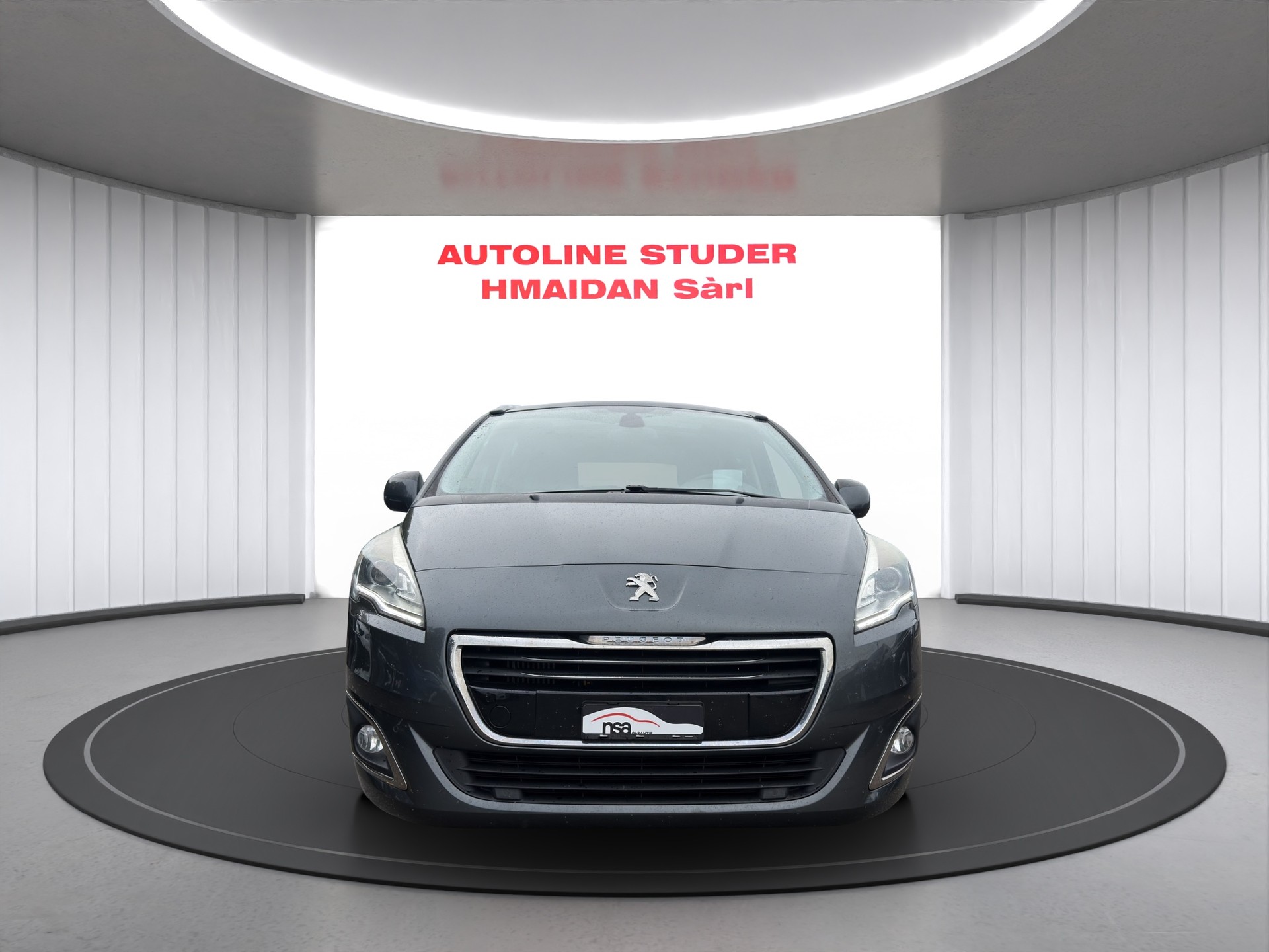 PEUGEOT 5008 1.6 BlueHDi Sensation Tiptronic-image-4