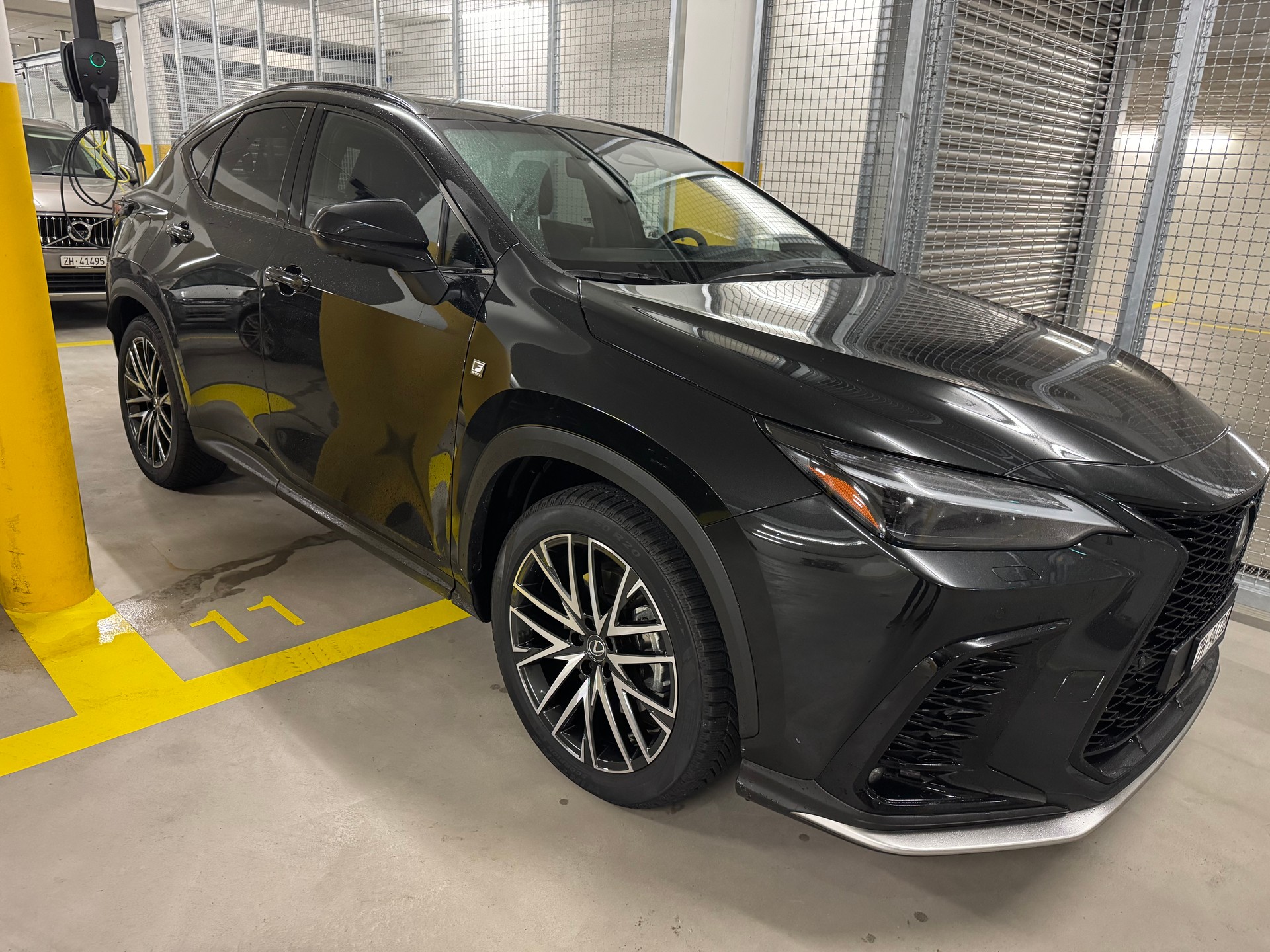 LEXUS 450h+ F-Sport-image-9