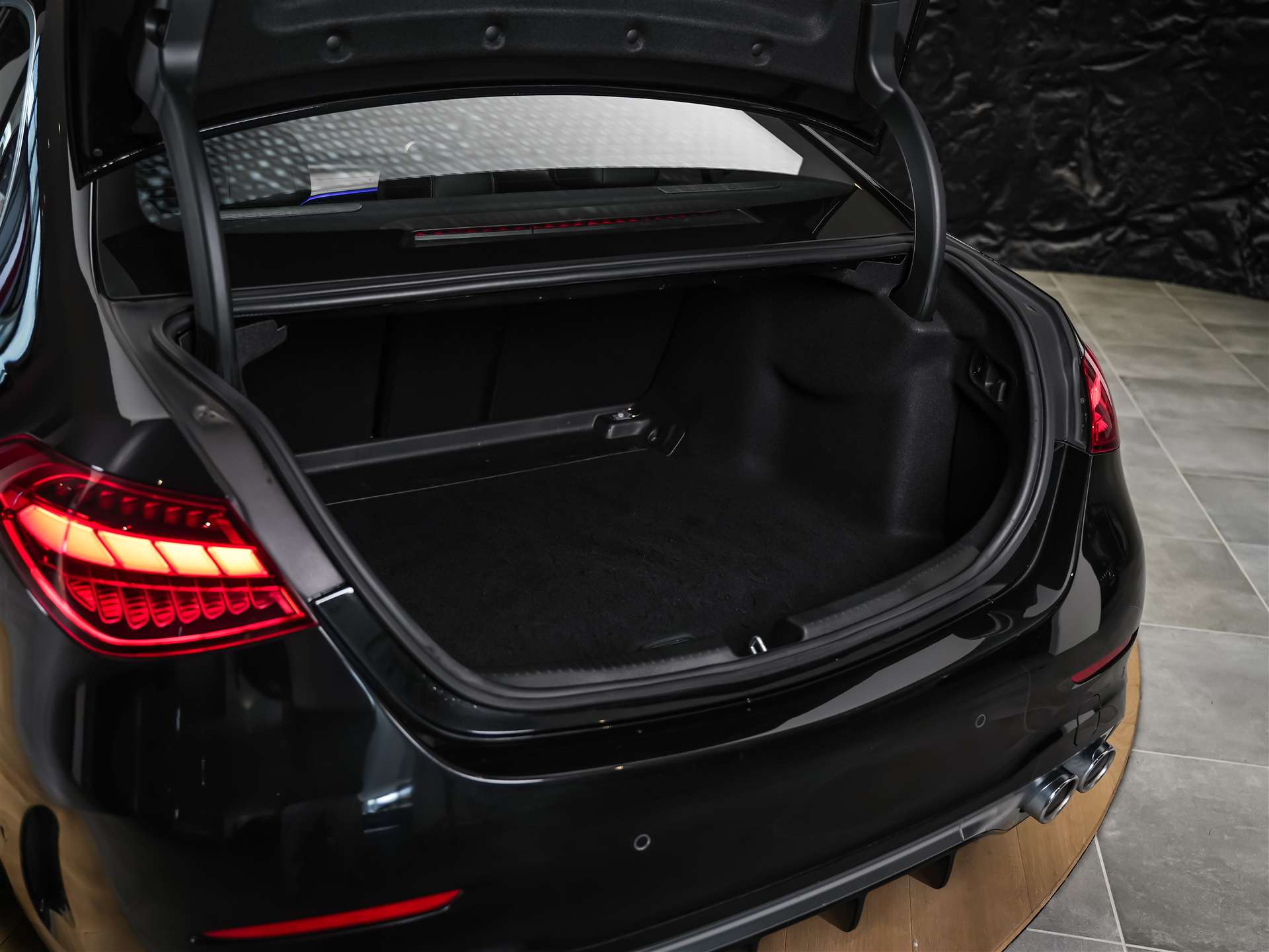 MERCEDES-BENZ C 43 AMG 4 Matic Executive Edition *Panorama*20" Felgen*DIGITAL LIGHT*-image-48