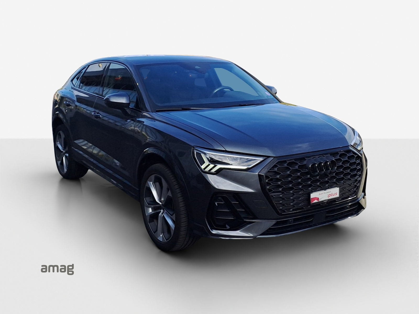 AUDI Q3 Sportback 45 TFSI e S line S-tronic-image-6
