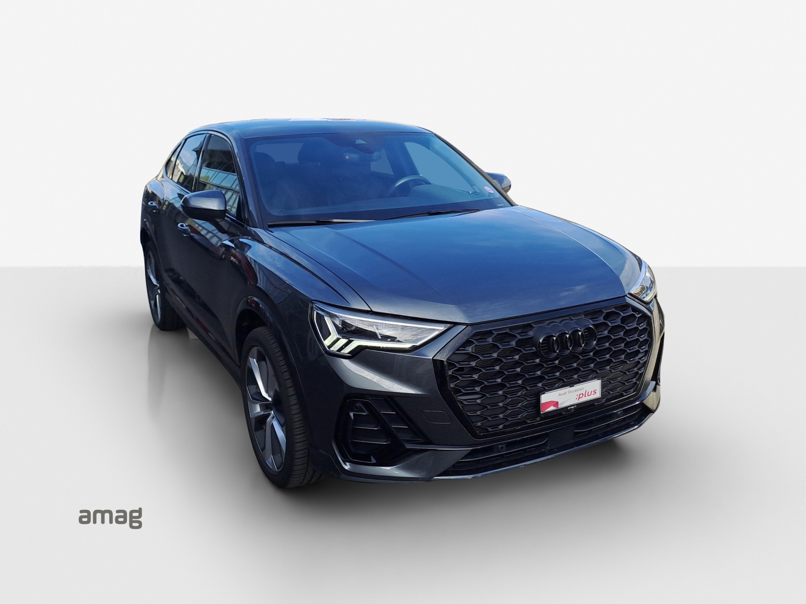 AUDI Q3 Sportback 45 TFSI e S line S-tronic-image-16