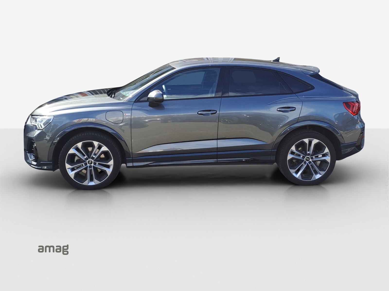 AUDI Q3 Sportback 45 TFSI e S line S-tronic-image-1