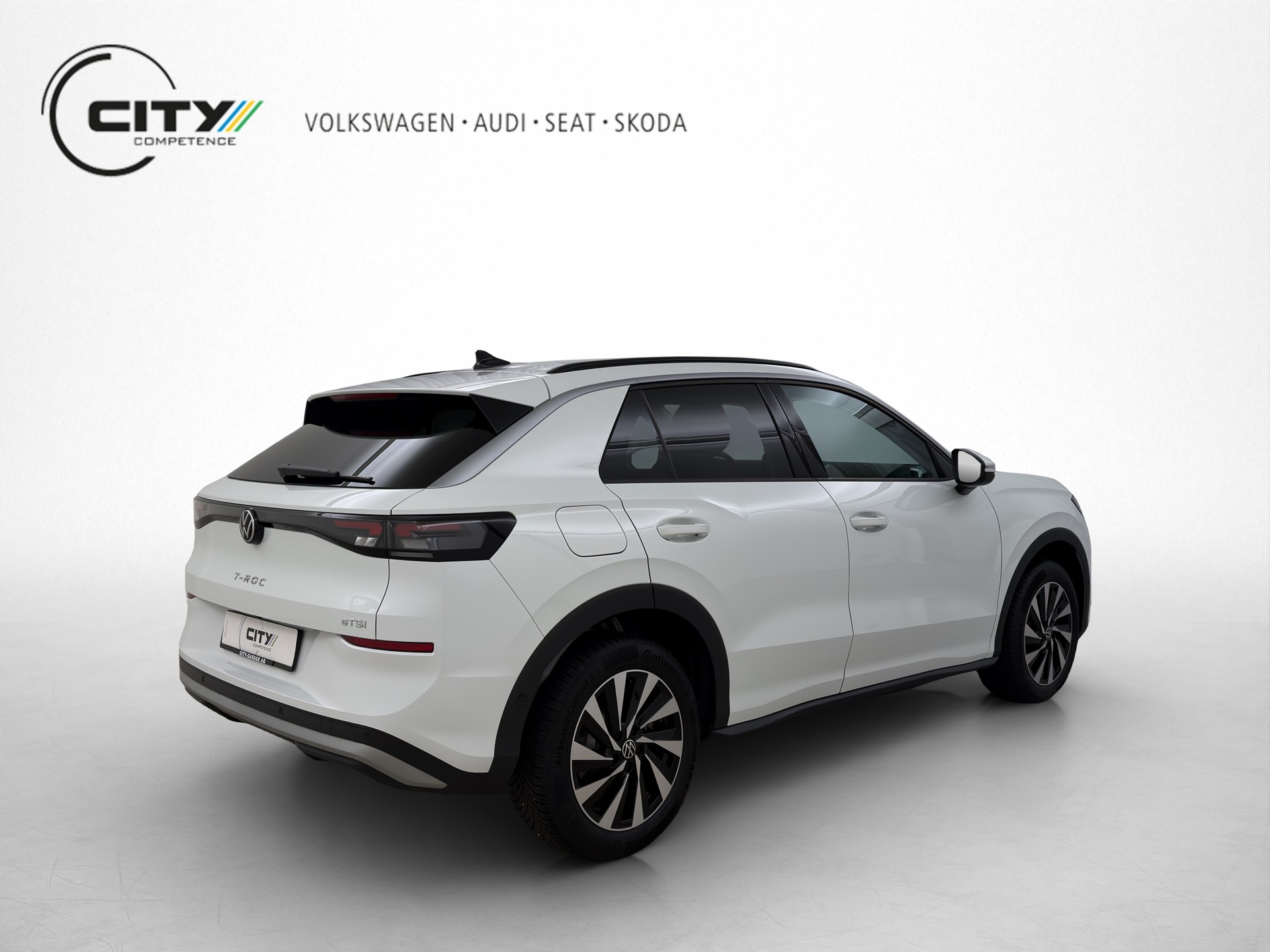 VW T-Roc 1.5 eTSI Life DSG-image-2