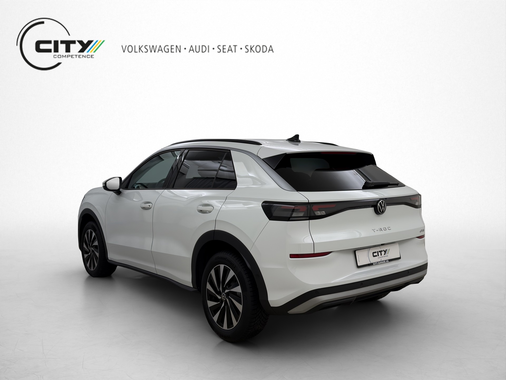 VW T-Roc 1.5 eTSI Life DSG-image-1
