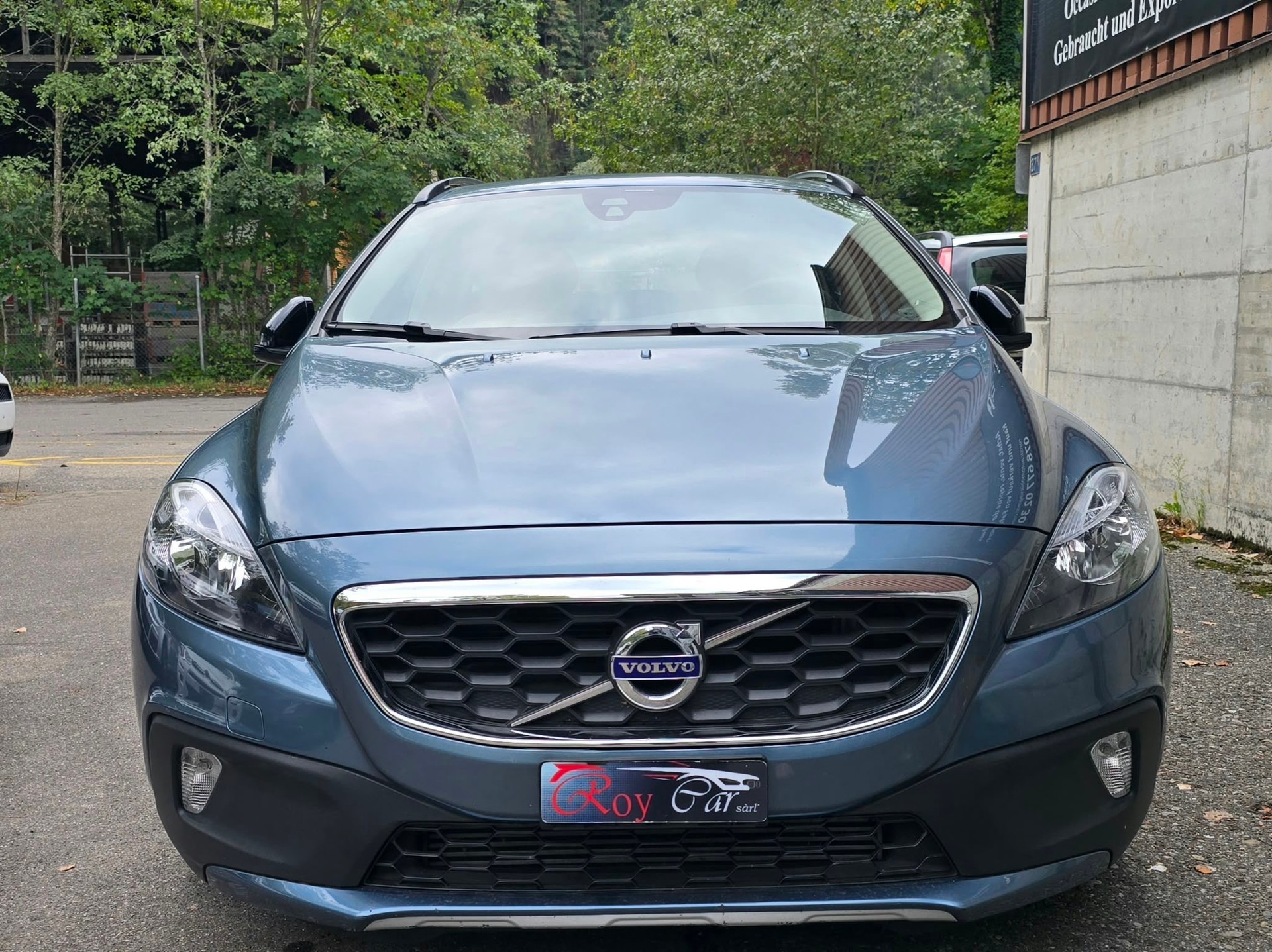 VOLVO V40 Cross Country T5 AWD+Kit de Distribution neuf-image-1