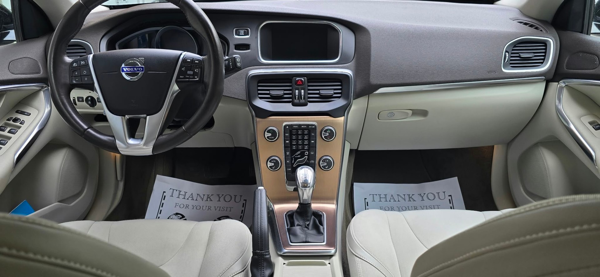 VOLVO V40 Cross Country T5 AWD+Kit de Distribution neuf-image-8