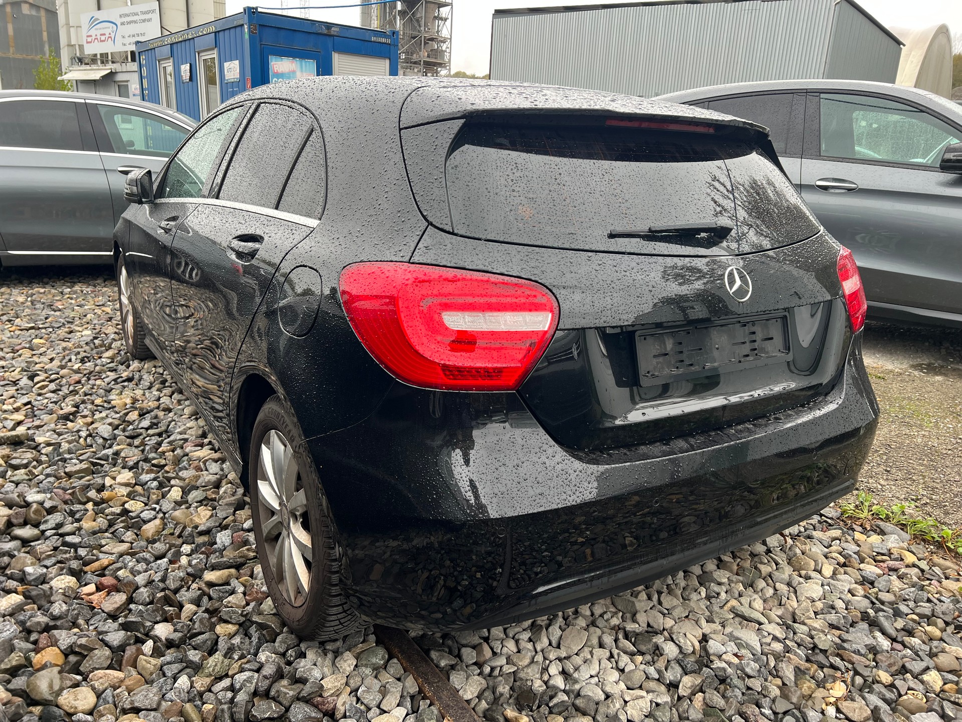 MERCEDES-BENZ A 180-image-3
