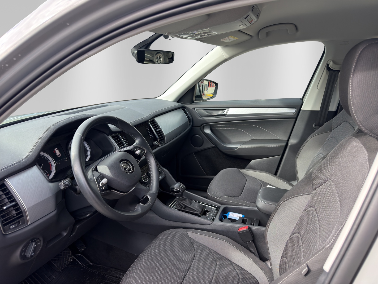 SKODA Kodiaq 2.0 TDI CR Ambition 4x4 DSG-image-8