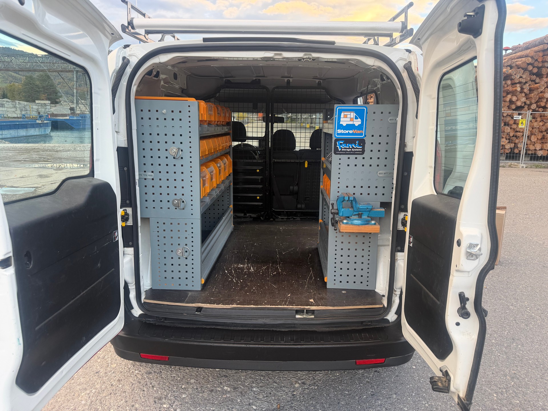 FIAT DOBLO-image-11