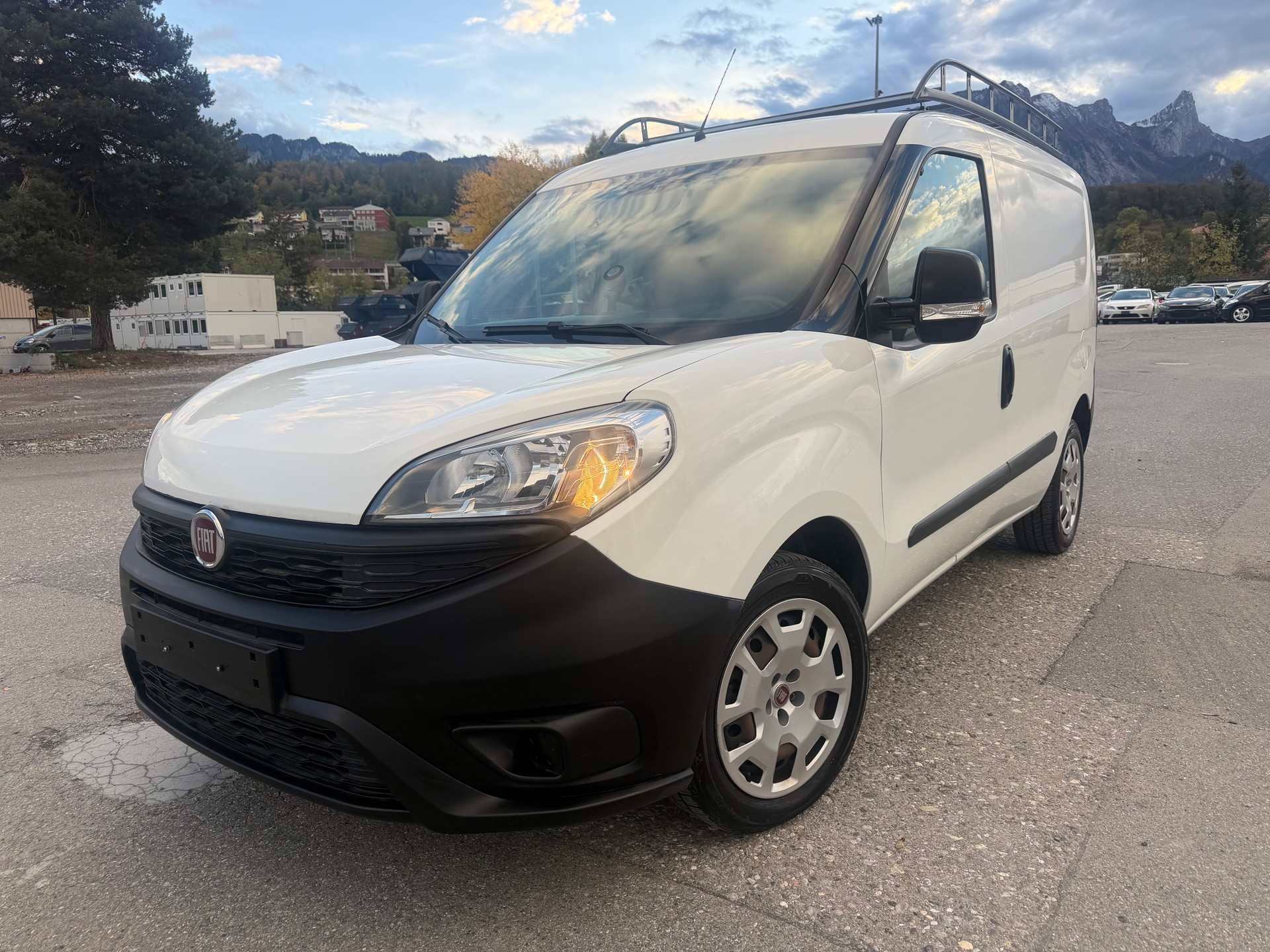 FIAT DOBLO-image-1